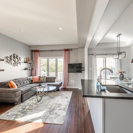 Luxury 3Br 2Ba Townhome With Private Hot Tub, Gym, Bbq By Globalstay Χάμιλτον Εξωτερικό φωτογραφία