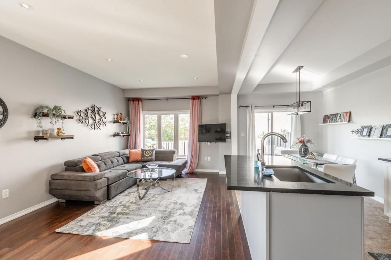 Luxury 3Br 2Ba Townhome With Private Hot Tub, Gym, Bbq By Globalstay Χάμιλτον Εξωτερικό φωτογραφία