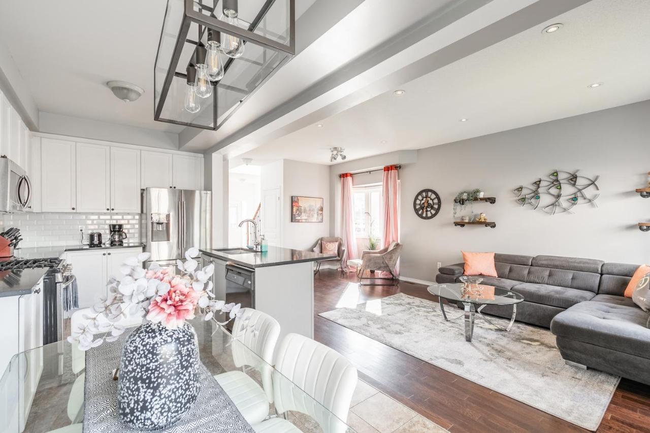 Luxury 3Br 2Ba Townhome With Private Hot Tub, Gym, Bbq By Globalstay Χάμιλτον Εξωτερικό φωτογραφία